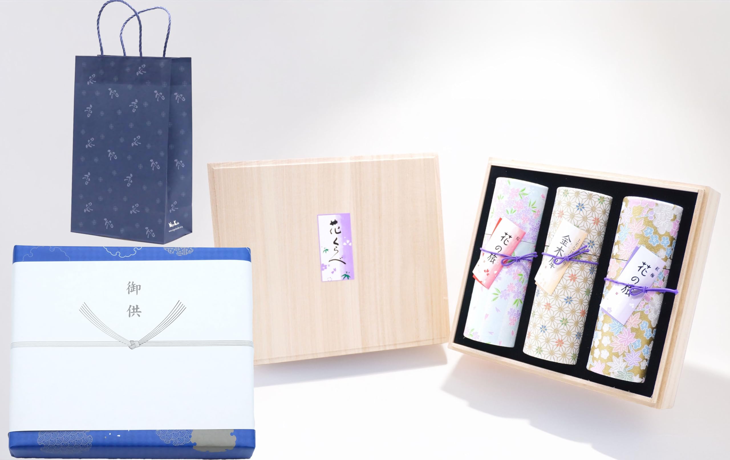 

[Includes a paper bag for carrying] Hanakurabe Three-Scent Incense (Cherry Blossom, Red Plum, and Osmanthus Scents) Low-Smoke Incense with Gift