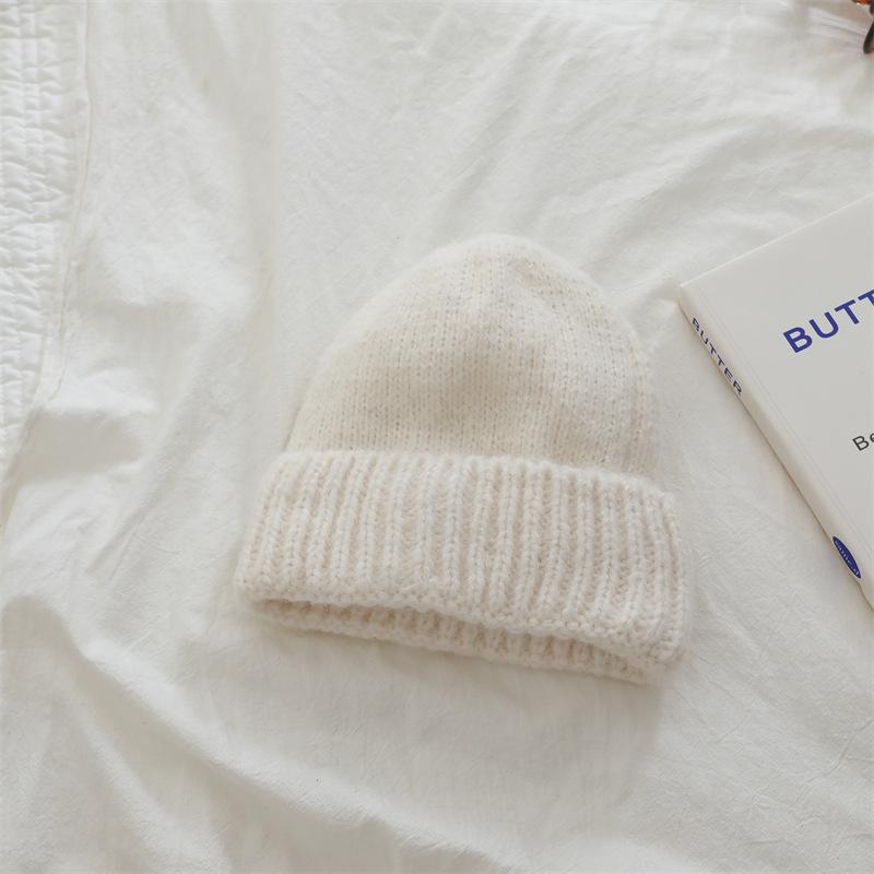 Korean Dopamine Simple Letter Wool Hat for Women Thickened Warm Knitted Hat Letter Labeling for Men and Women