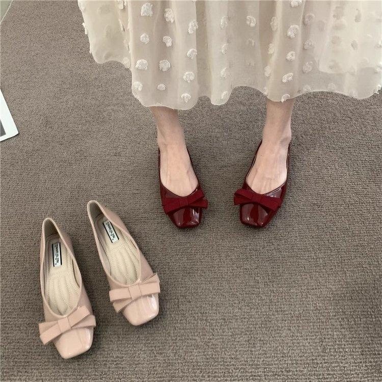 French Flat Heel Soft Leather Bow Light Mouth Square Head Single Shoes Women's 2025 Autumn New Shoes Commuter Versatile Soft Sole Ladyshoes