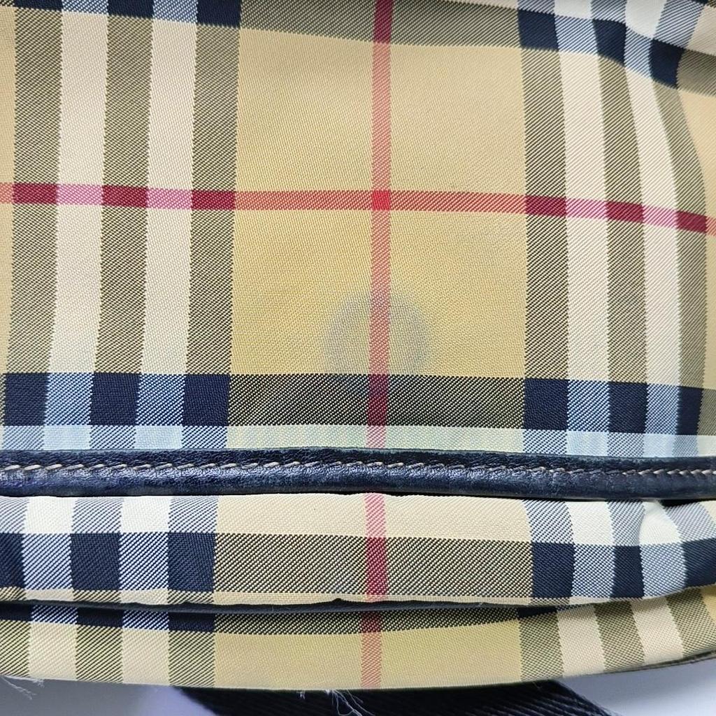 [Použitý] Malá khaki plátěná brašna na fotoaparát Crossbody Taška přes rameno Stříbrné kování Odnímatelný popruh - V dobrém stavu #J95K9S