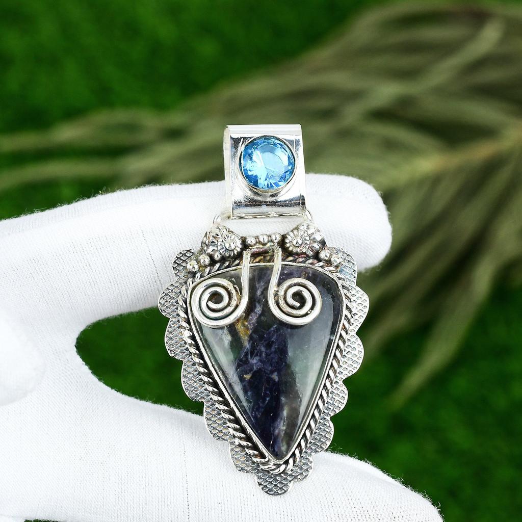 Natural Kammererite Gemstone Pendant 925 Sterling Silver Jewelry For Girls