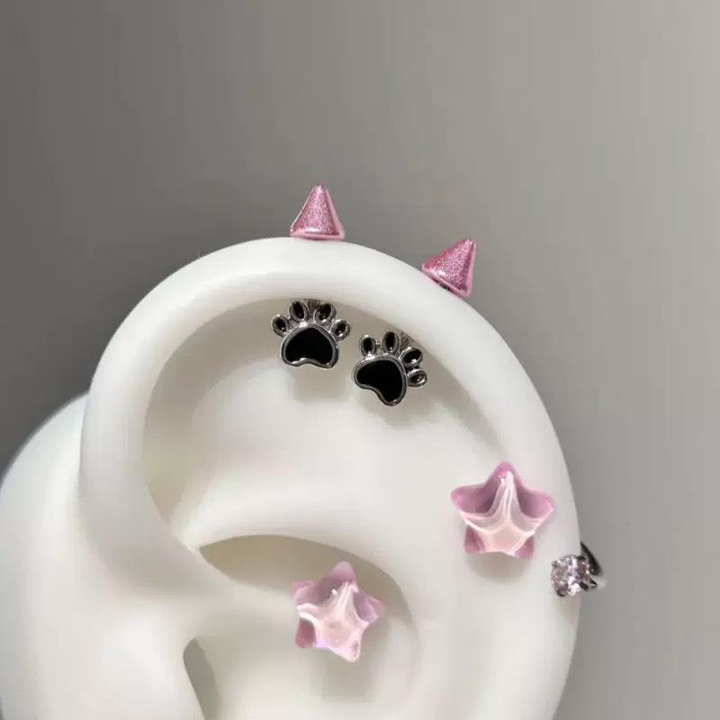 Kadın Erkek için Sevimli Kedi Pati Şeytan Saplama Piercing Küpe Gotik Kulak Kemiği Çivili Küpe Y2K Takı Aksesuarları