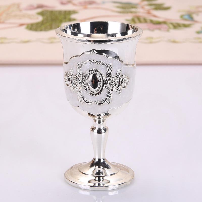 European Mini Wine Glass, Carved Spirit Vodka Cup, Alloy Portable Spirits Goblet, Tabletop Living Room Decoration, 30ml,1pcs
