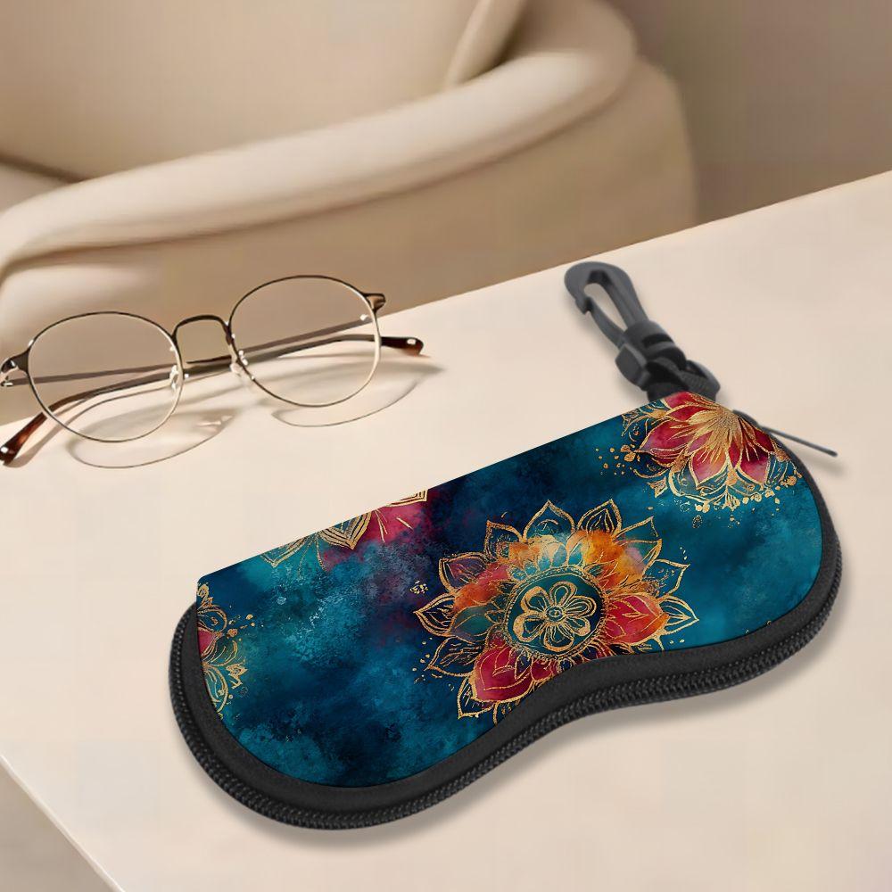 2D-Bohemian Gold Mandala Floral Print Sunglasses Case, Zipper Eyeglasses Protective Holder, Portable Travel Eyewear Pouch for Women Accessories