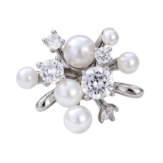 Women Brooch, Snowflakes LOVE Bouquets Compact Versatile Pin, Lapel Collar Badge with Imitation Pearl Cubic Zirconia Inlay