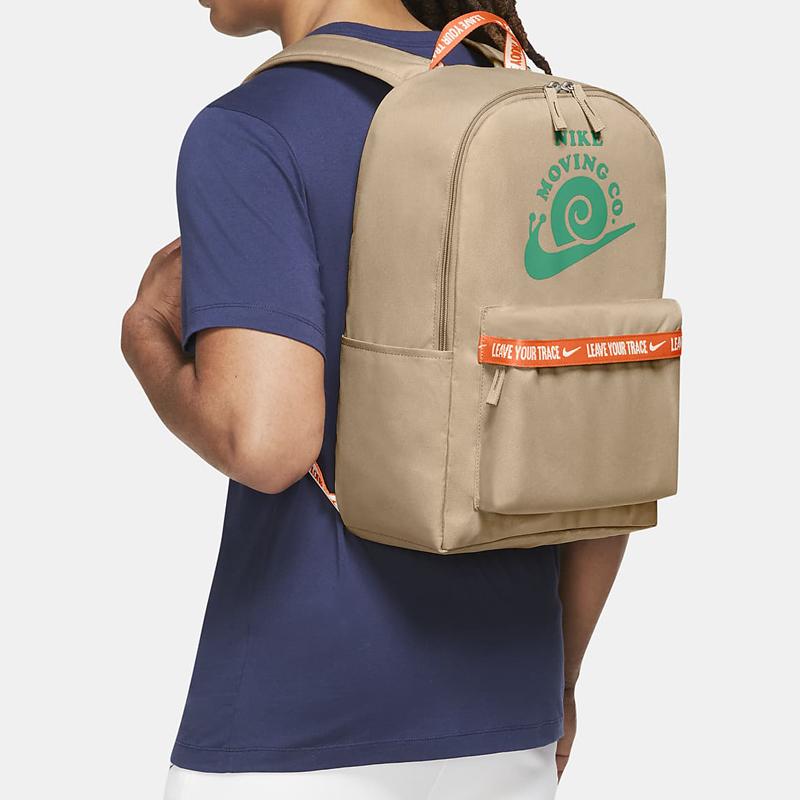 New Nike Heritage Polyester Backpack Regular Unisex Khaki DV6070-200