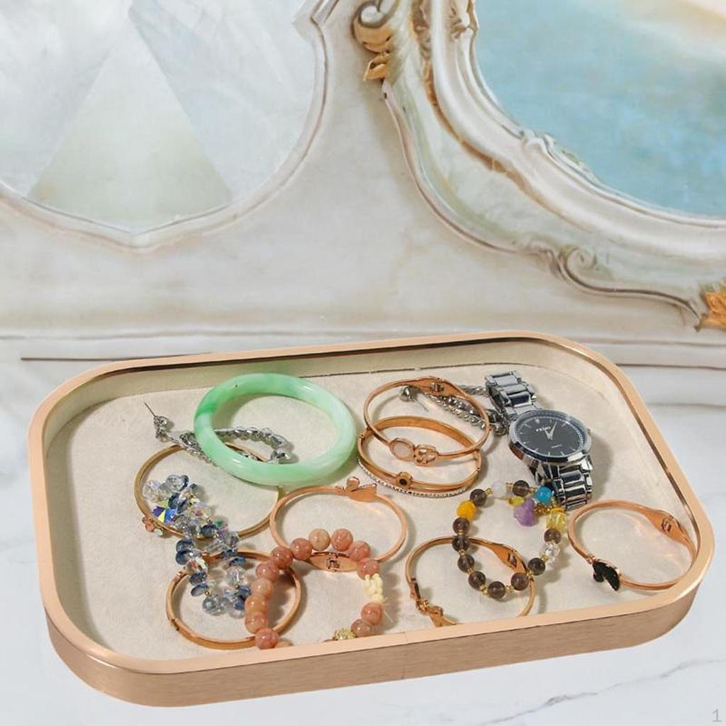 Jewelry Display Stand for Women, Flannel Stand, Diffusion Holder in A