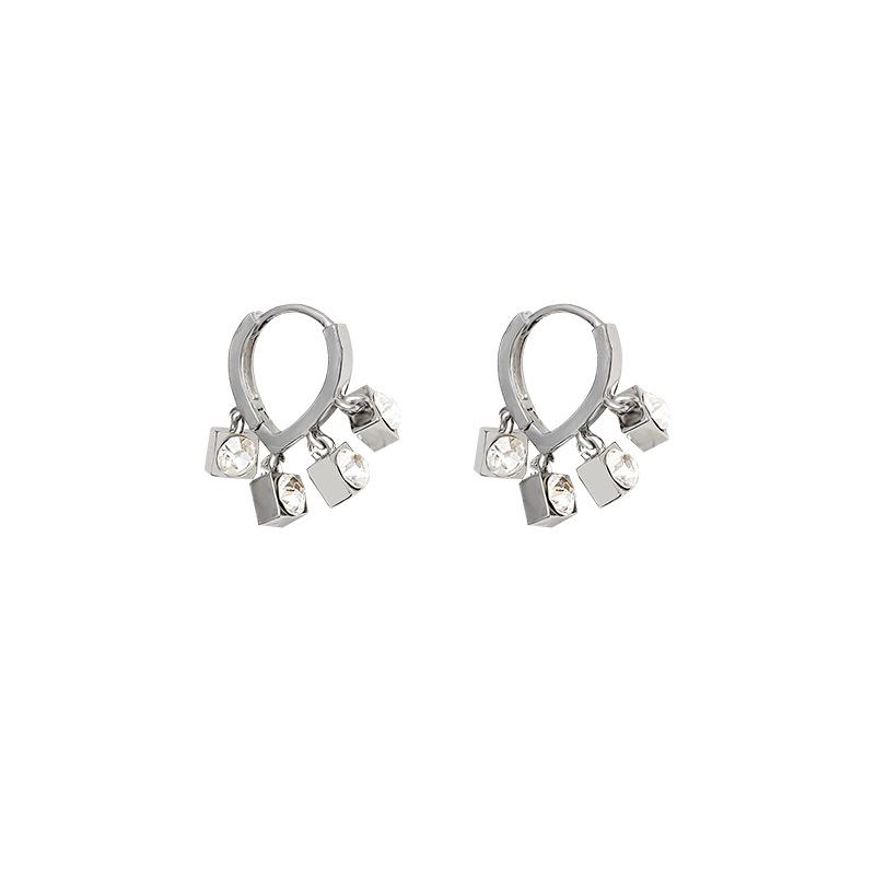Female Light Luxury Niche Retro Earrings
