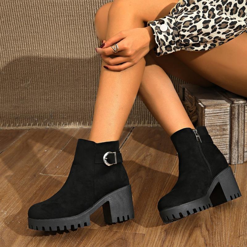 Large size square and Martin boots for women to wear autumn and winter new leopard print belt buckle casual short boots