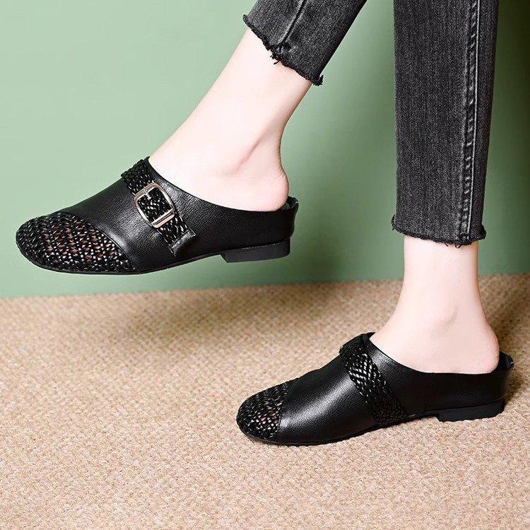 New half slippers 2025 summer wear women's new hollow bag head woven fashion slippers lazy height soft leather