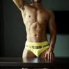 Erotische Kleidung für Männer Neue niedrige Taille Männer Homosexuell Slips Unterwäsche Baumwolle Weiche Sexy Herrenhöschen Bequeme U Konvex Hohl Mann Sport Slips Hombre AD752