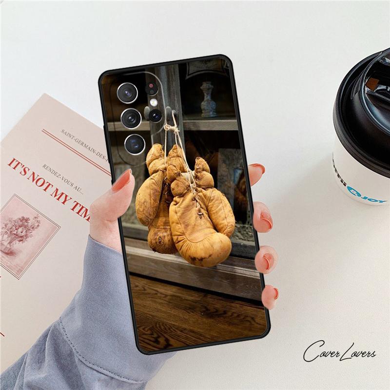 A Boxer wearing Boxing Gloves phone case For Samsung Galaxy S24 S25 S23 S22 Ultra Note 10 20 Plus S20 S21 FE Cover