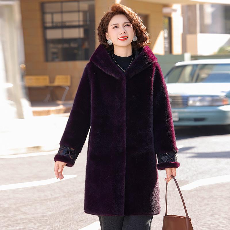 

2025 Winter Reversible Fur Sea Coat for Stylish Middle-Aged and Elderly Women 2XL фиолетовый