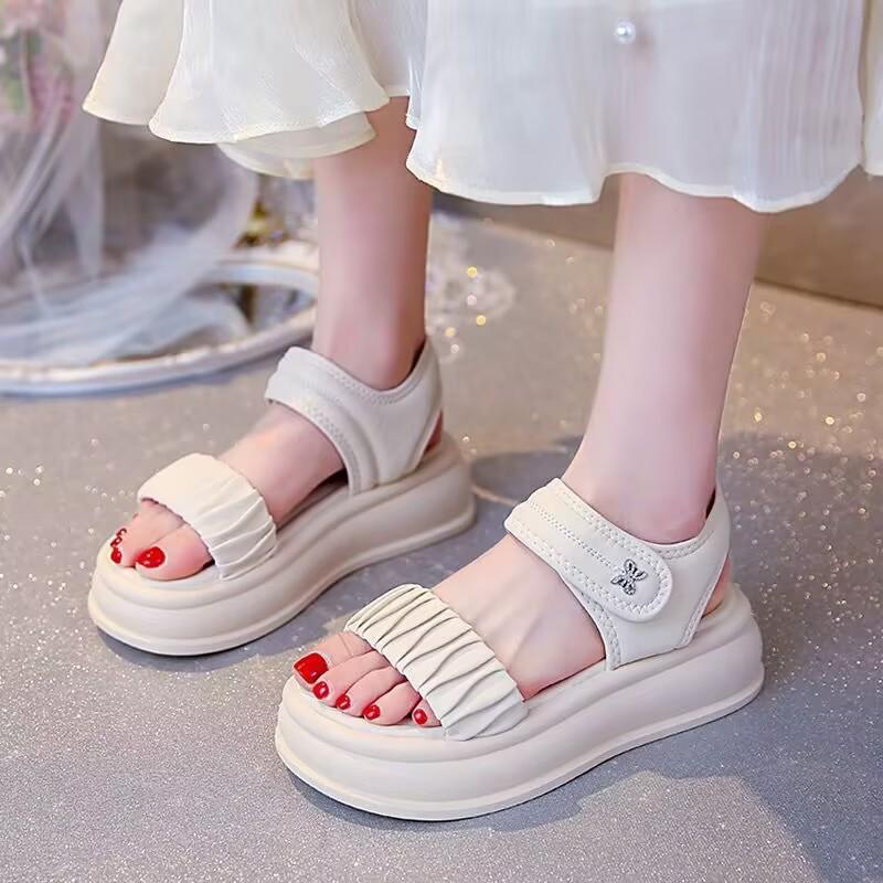 New Women's Shoes Casual and Versatile Thick-soled Outerwear Sandals