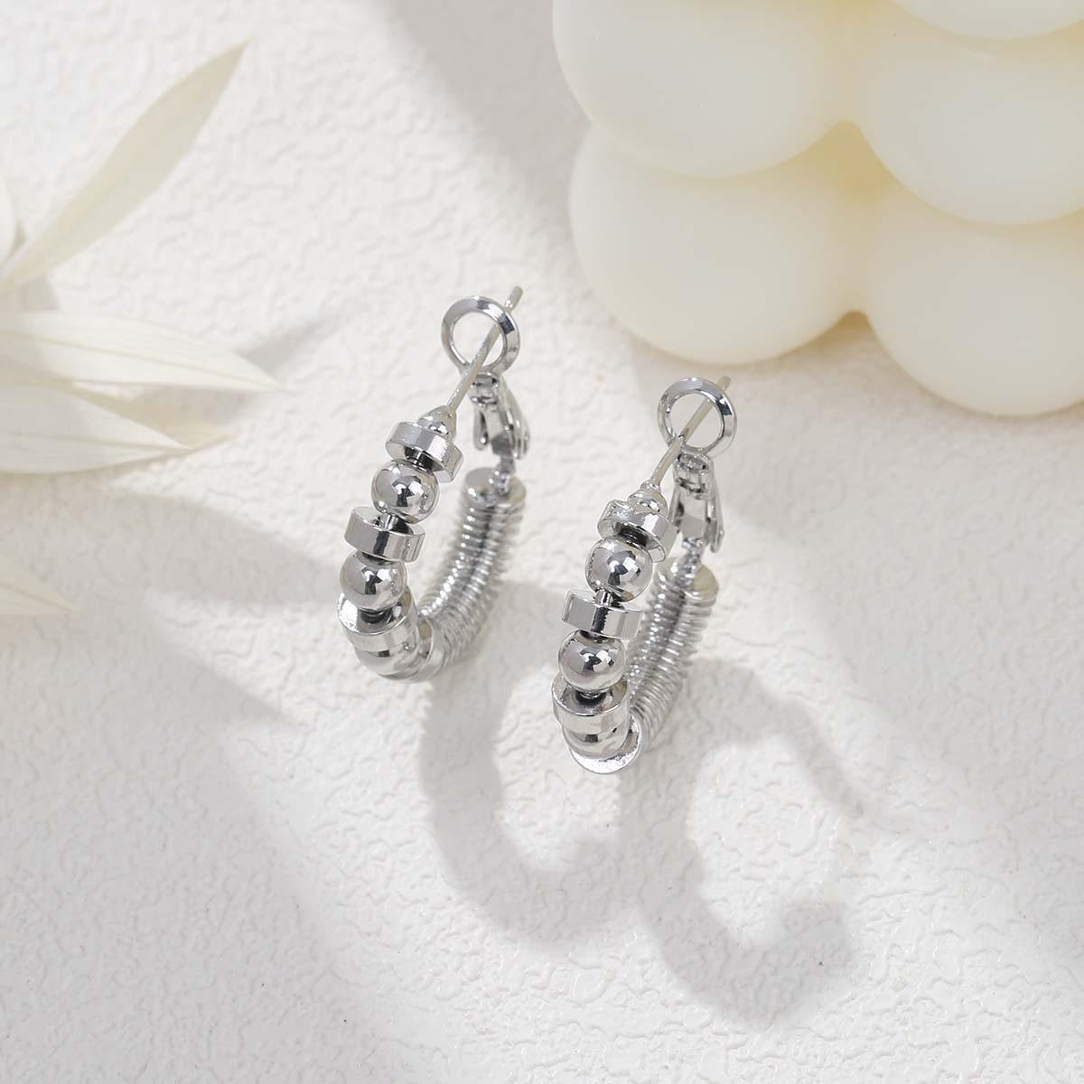 

Преувеличенные персонализированные серьги в стиле панк, женские модные серьги для трансграничной внешней торговли, уникальные бисерные медные украшения для ушей