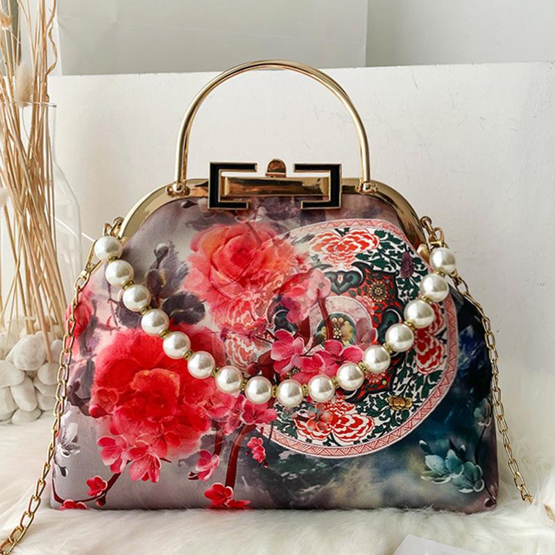 New Wedding Bags Beads Flowers Vintage Bag Shell Lock Hand Bags Women Shoulder Crossbody Bag Chain Fringe Women's Handbags