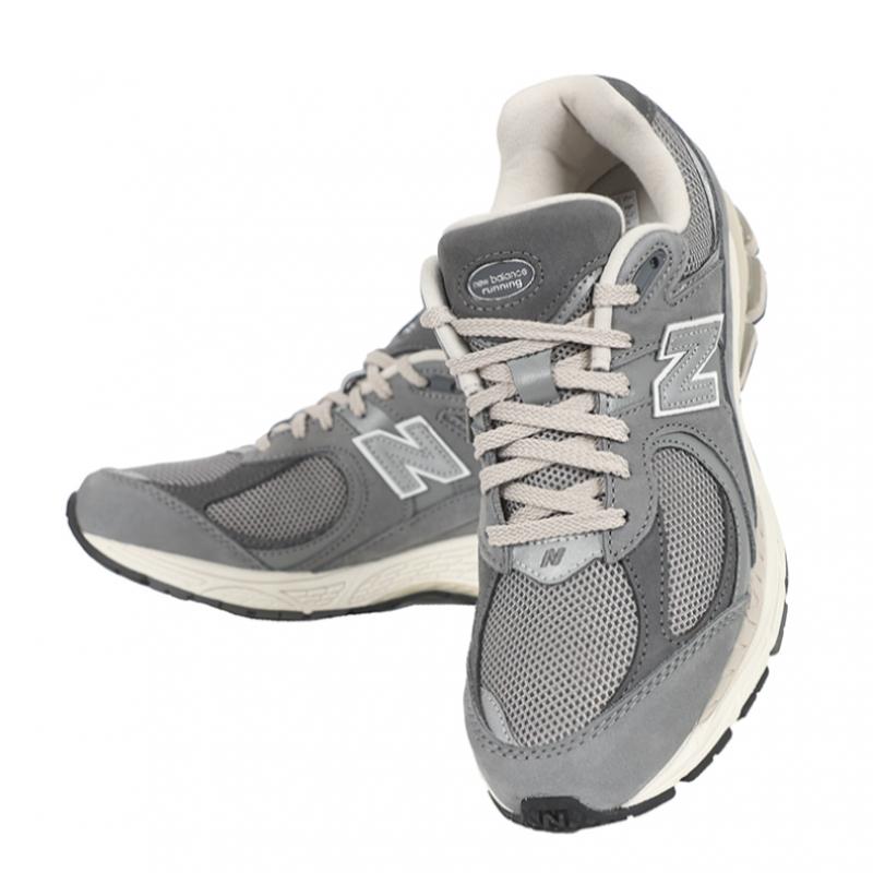 【New Balance】 2002R Premium Vintage Grey Amazon.com | New Balance Women's 2002R Sneakers, Grey/Grey