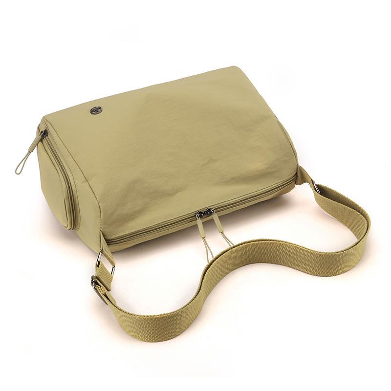 Women's Shoulder Bag Large Capacity Messenger Bag Solid Color Crossbody Bag