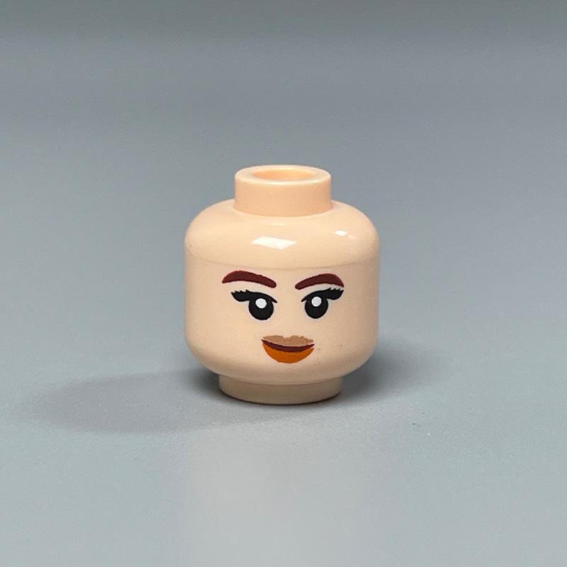Building Block Minifigure Heads Set – Facial Expressions in Yellow