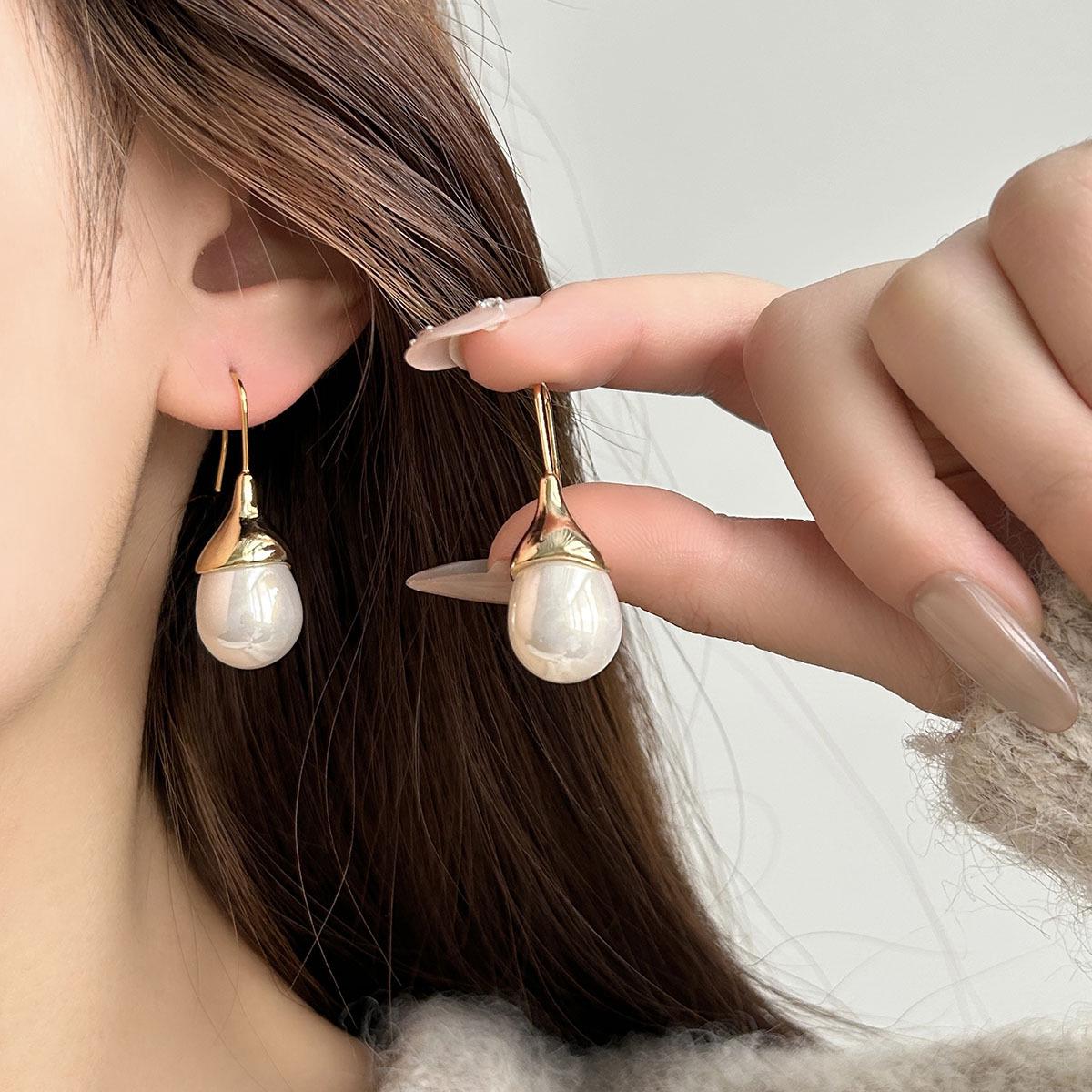 Elegant French Pearl Dangle Earrings for Women - High-End, Retro, and Versatile Design
