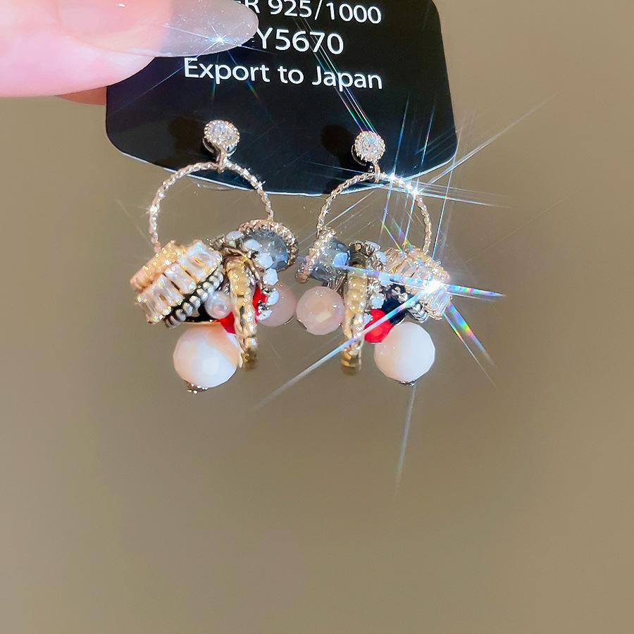 Europäischer und amerikanischer ethnischer Stil, mit Diamanten besetzte Wassertropfen-Quasten-Ohrringe, Steckerohrringe, Damenohrringe, Design-Sinn Nische