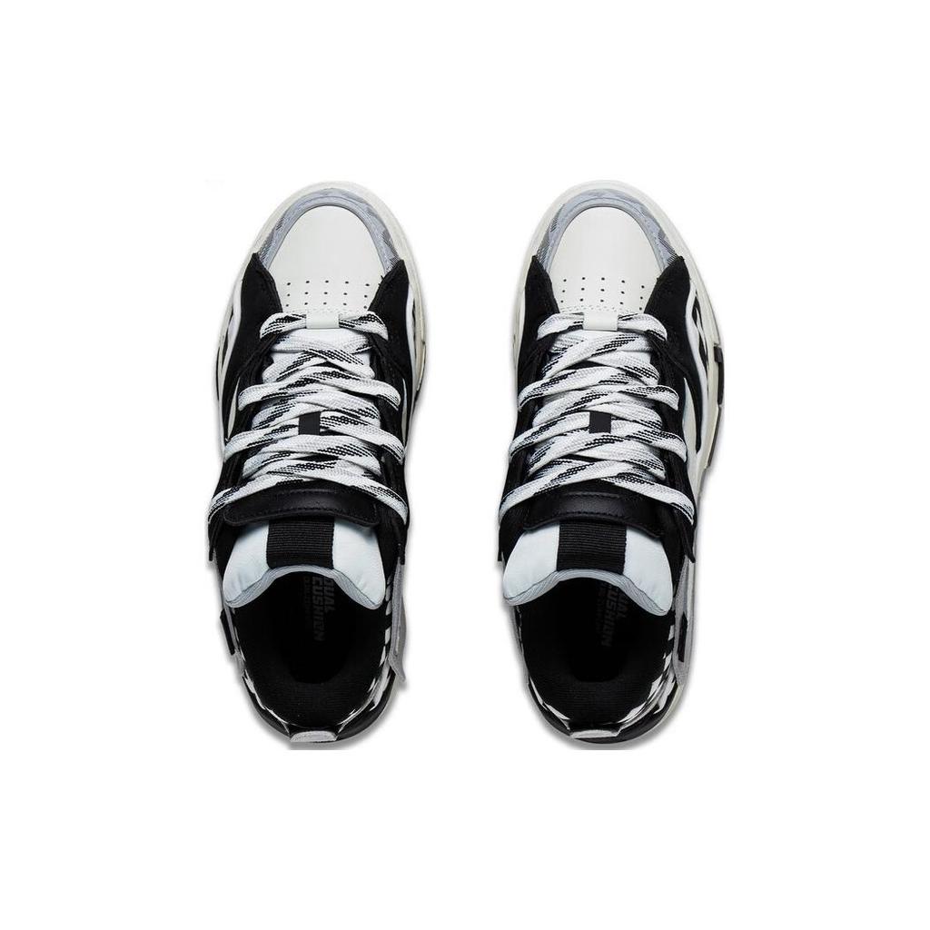 Li Ning Wave Golden Abrasion Resistant Breathable Low Top Skateboard Shoes Women's Black White AECS074-8