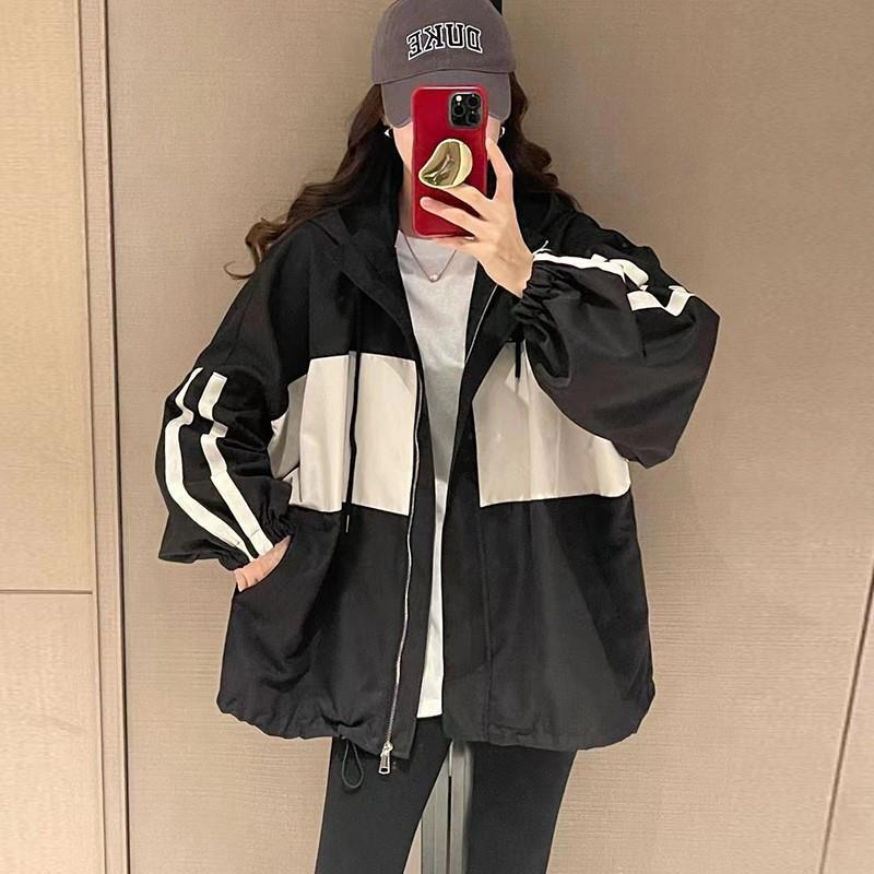 Women's Retro Hong Kong Style Leather Motorcycle Jacket: Punk Fashion Short Jacket for Spring & Autumn