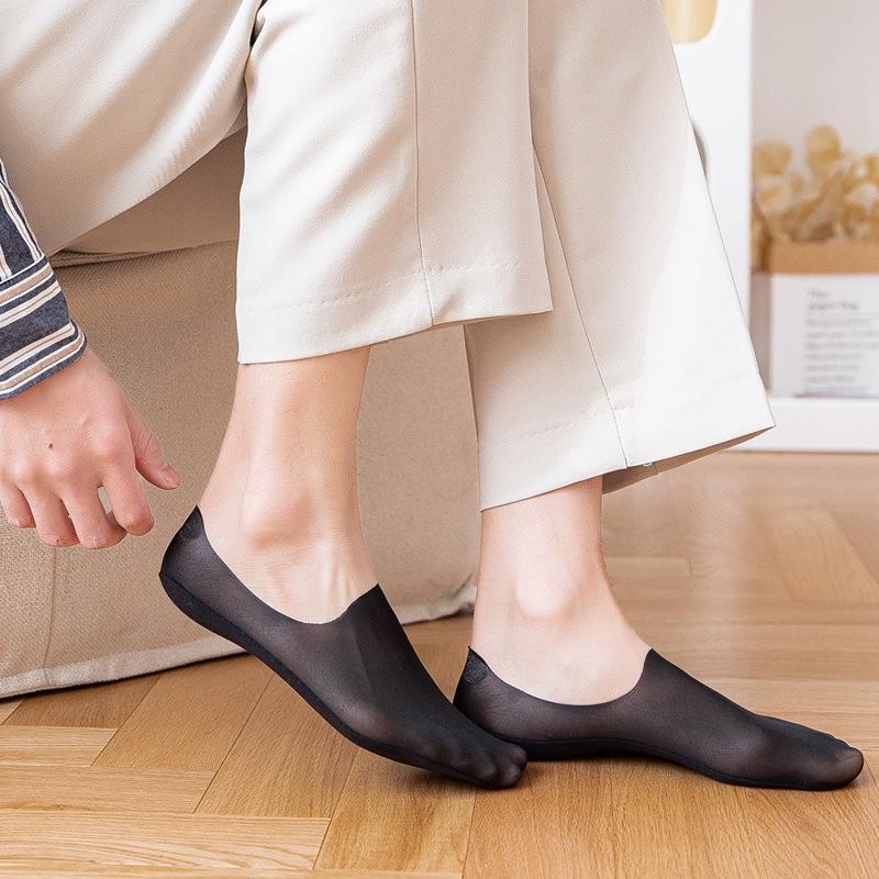 Men's Ultra-thin Invisible Ice Silk Socks - Breathable, Sweat-absorbing, Non-slip