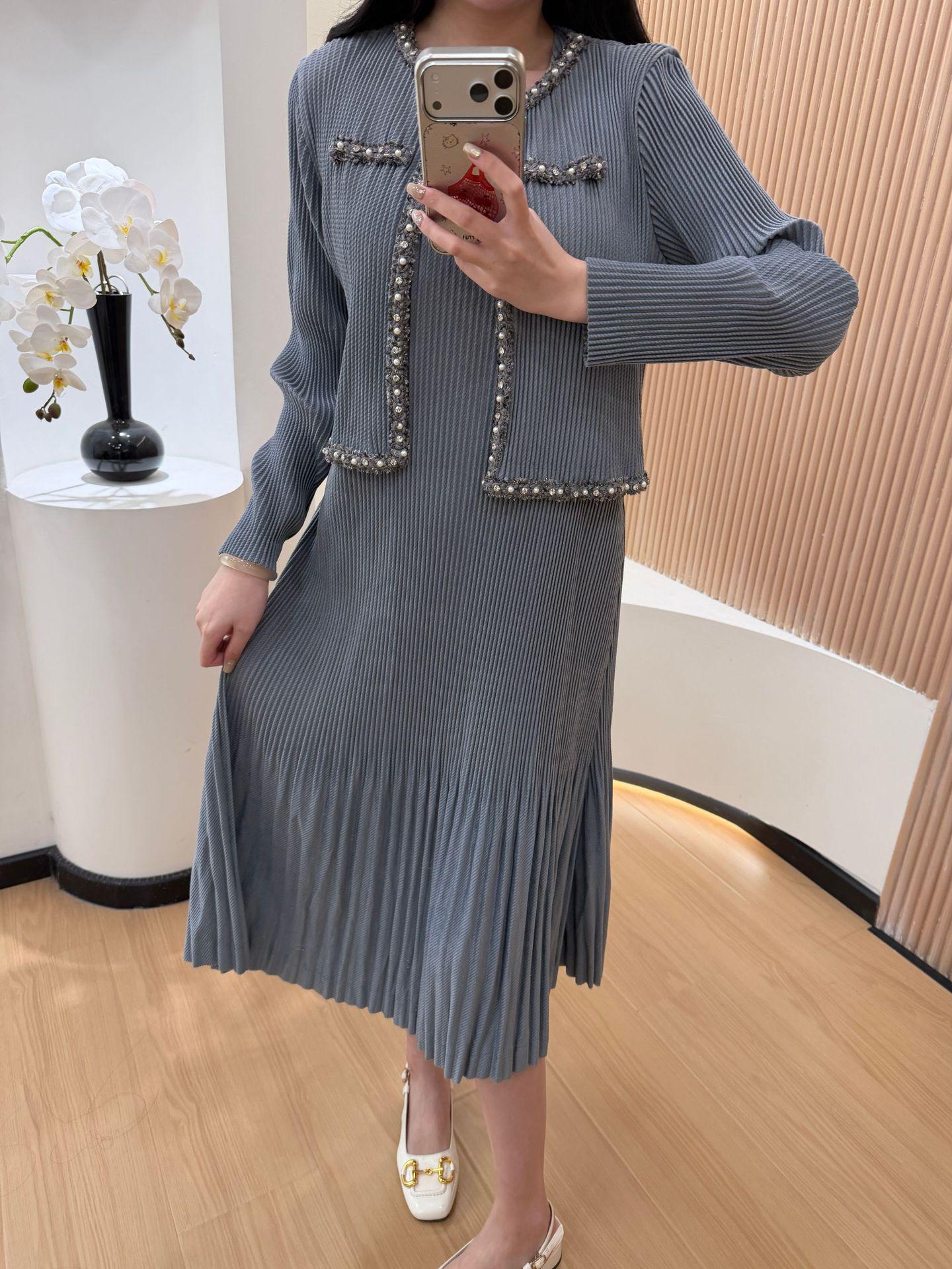 Miyake Pearl Lace Cardigan & Dress Set - Elegant Women s Two-Piece Ensemble Dress серый