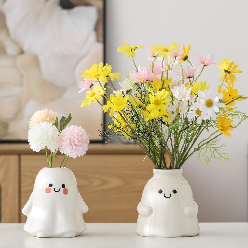 Creative Ghost Ceramic Aromatherapy Bottle Perfume Bottle Illustration Ceramic Bottle Home Ornament Halloween Cute