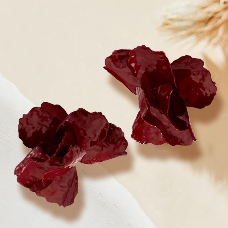 

Red Big Flower Stud Earrings Women S Design Sense Atmosphere Sense Fashion Earrings темно-червоний колір