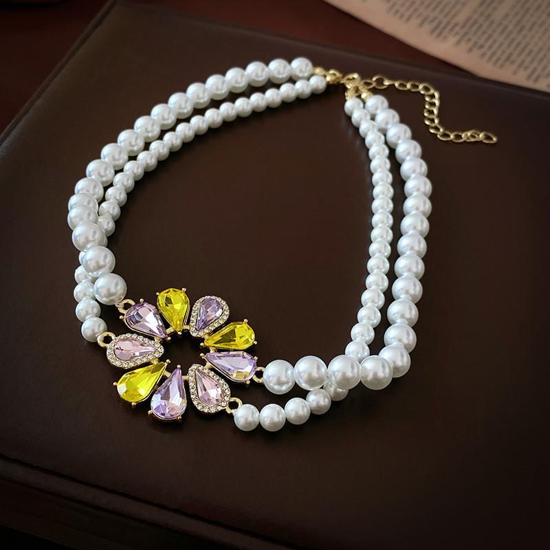 Französisches Gericht Strass-Wassertropfen Schmuckset: Luxuriöses Halsketten- und Ohrring-Set für Damen