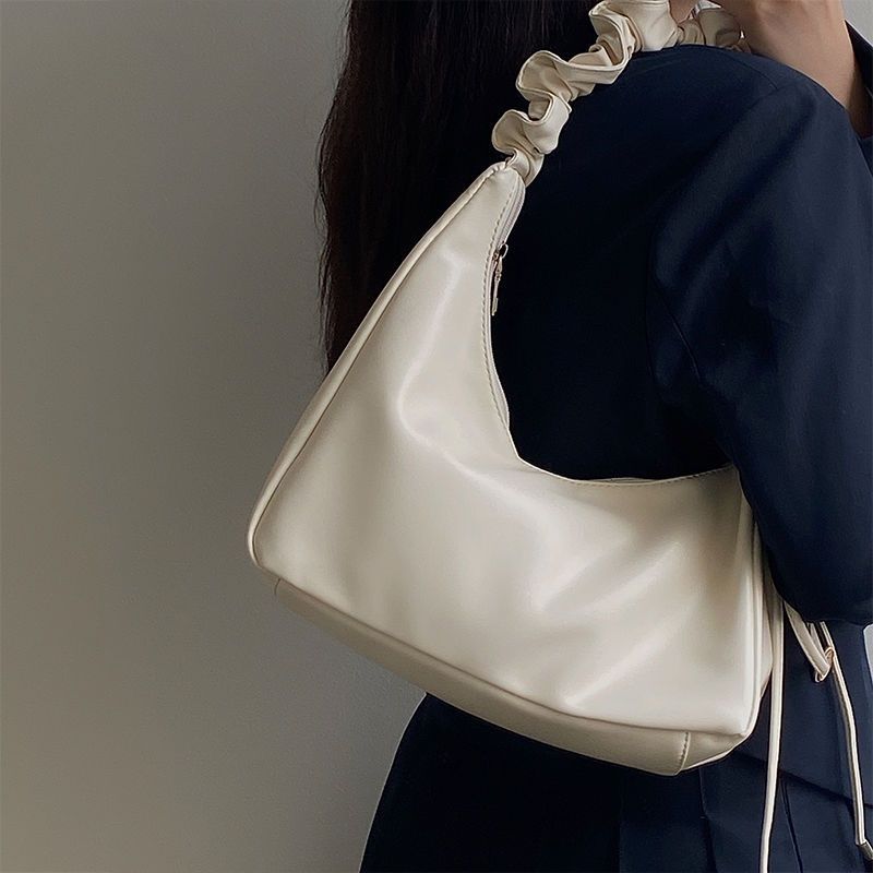 Design Sense French Single Shoulder Pleated Cloud Underarm Bag Fashionable Simple and High-end Women's Bag