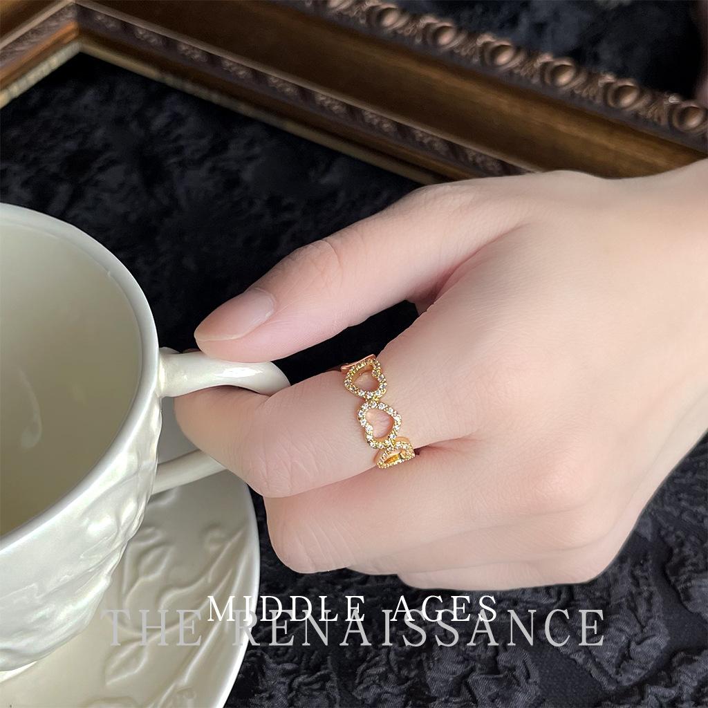 Medieval zircon love index finger ring, retro court style jewelry, ring, adjustable hollow ring.