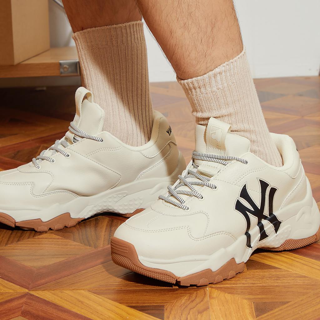 MLB Big Ball Chunky Occhio Nudo 3D Casual Versatile Quotidiano Rialzanti Scarpe Basse da Papà Sneaker Unisex Standard-Bianco Sporco 3ASHBNA3N-50CRS