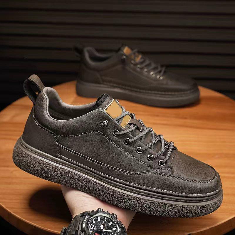 Men's shoes spring new breathable waterproof non-slip board shoes men's trend versatile black leather shoes business casual sports shoes
