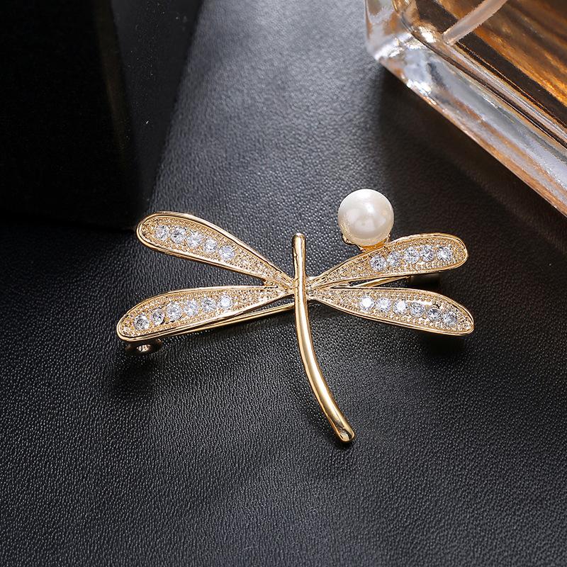 

Korean exquisite crystal zircon high-end brooch femininity simple creative suit pin brooch trendy accessories