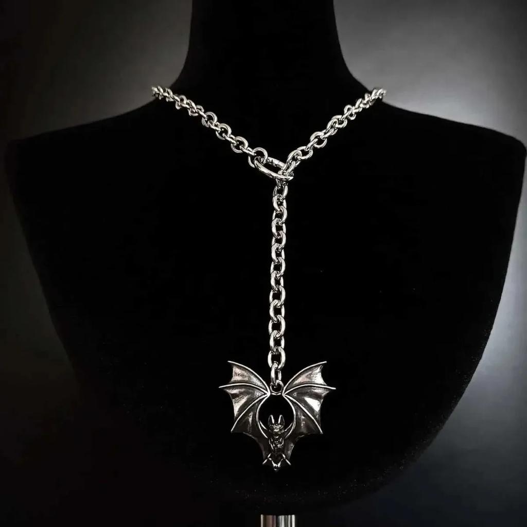 Gothic Punk Maillard Style Crystal Bead Chain Necklace for Woman Animal Horror Black Bat Cross Zircon Gift Witch Choker Gift