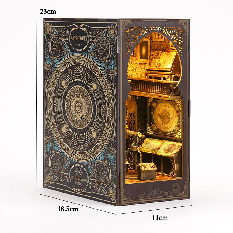 Drewniany Mini Domek dla Lalek DIY Zestaw Book Nook Model do Złożenia Puzzle 3D Podpórka do Książek Zabawki Dekoracja Wkładka na Półkę na Książki ze Światłem LED Prezenty Świąteczne