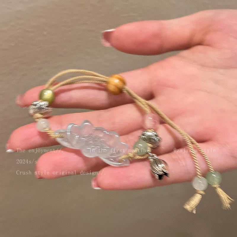 Korean-Style Versatile Pearl Bracelet for Women: Light Luxury, Exquisite, High-End Feel, Popular Beaded Bangle, Elegant Hand Jewelry.