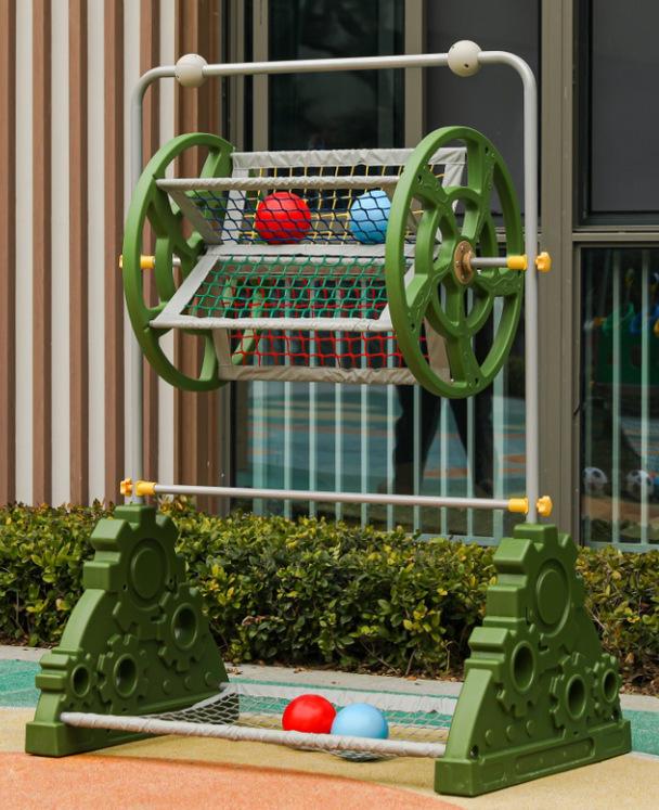 Kids' Throwing Rack Game: Sandbags & Frisbee Targets for Physical & Sensory Training
