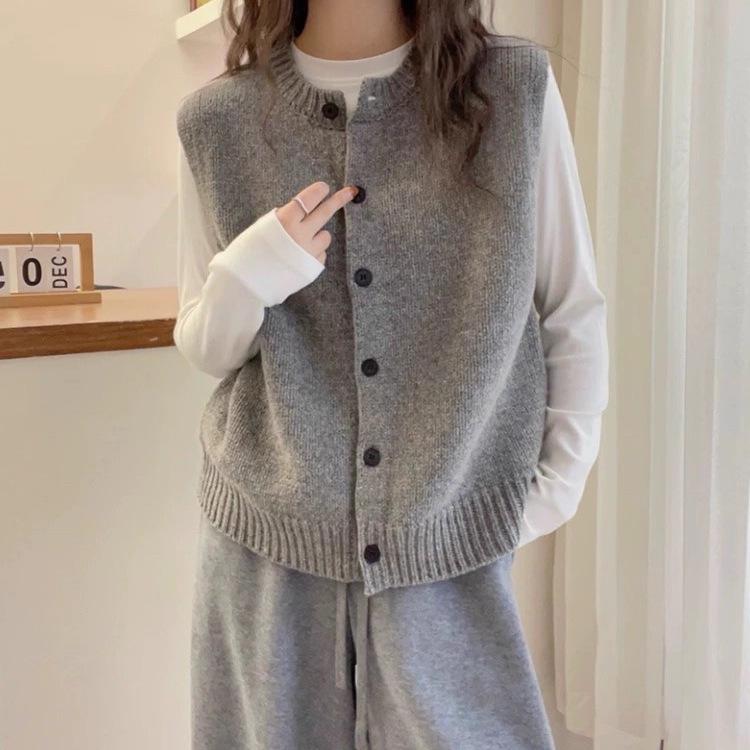 Women's Gray Wool Round Neck Cardigan Vest - 100% Wool, Perfect for Autumn/Winter Layering