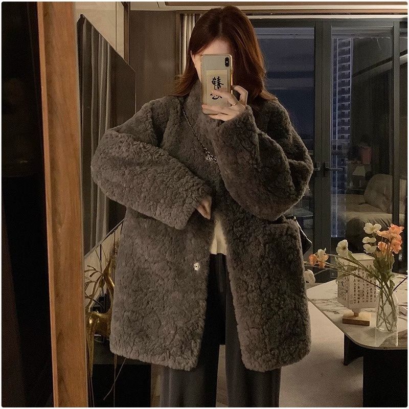 

Женская меховая куртка новая из искусственной овечьей шерсти имитация кроличьего меха свободная и тонкая теплая плюшевая кофта L (120-70 kg)