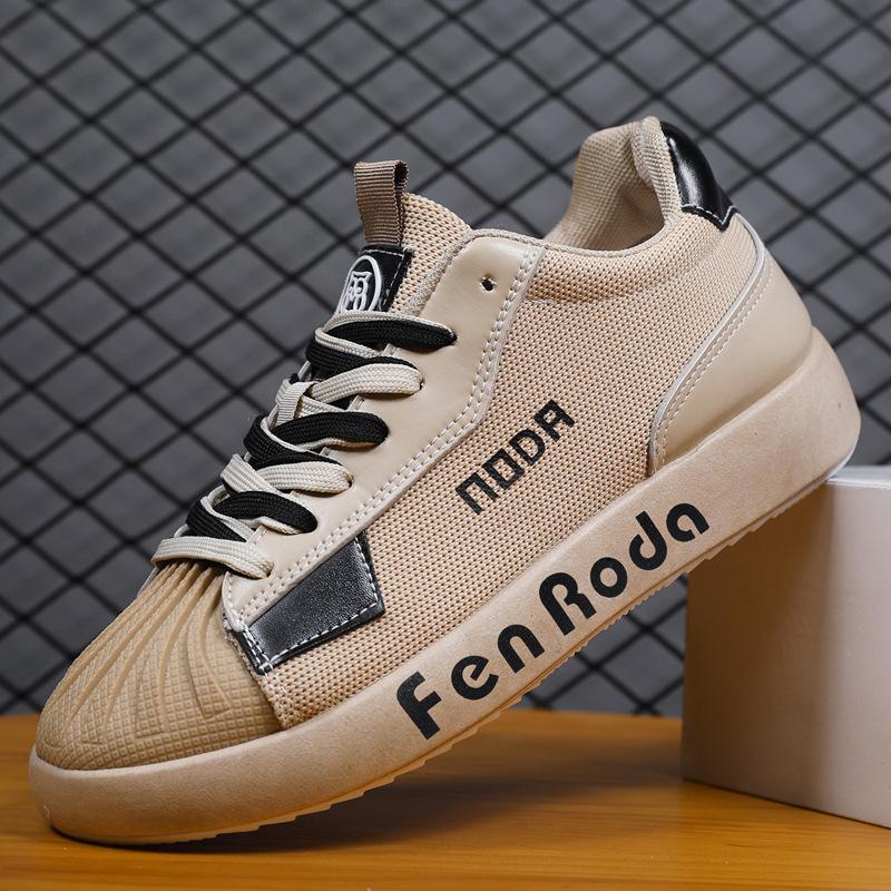 

Модная студенческая обувь 2023. Новые маленькие белые туфли. Дышащая мужская обувь с сетчатой ​​поверхностью. Красная спортивная мужская обувь. 45