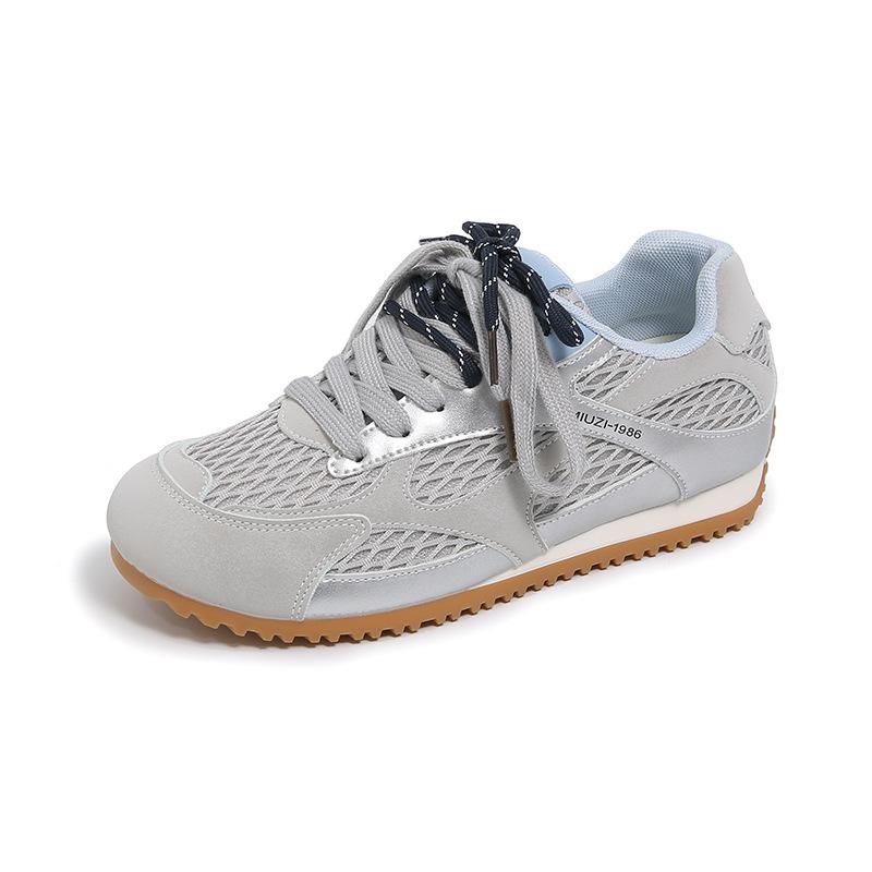 New products are on sale in summer, new retro soft-soled mesh breathable sports and leisure shoes