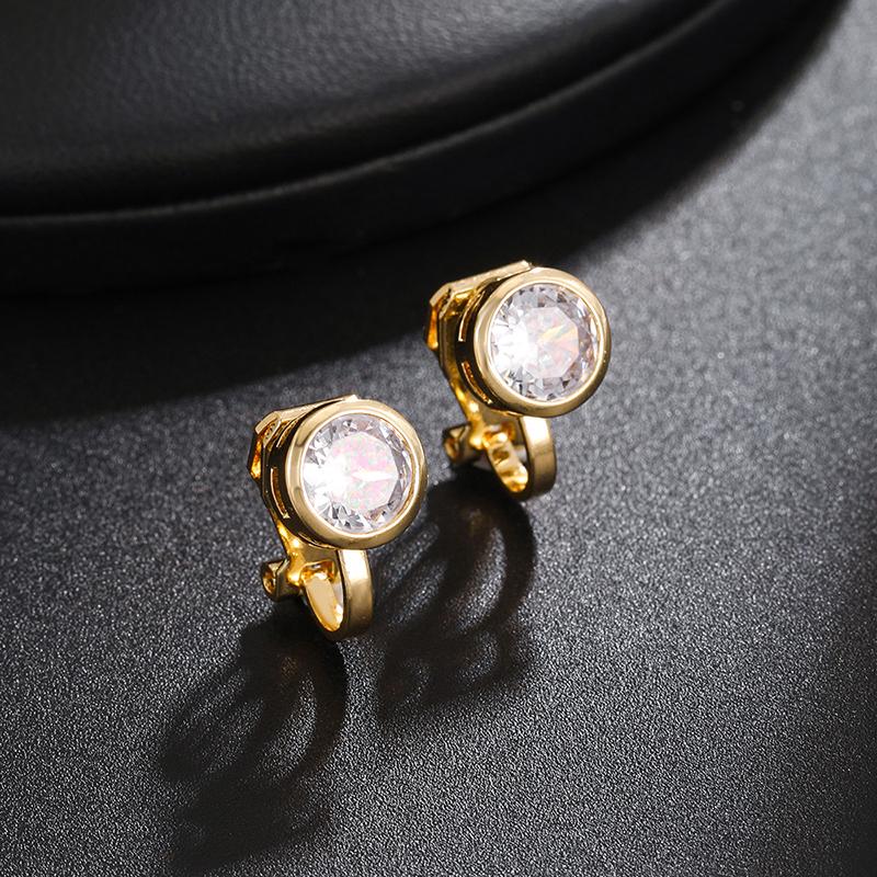 Cute Sparkly Round Heart Zirconia Non Pierced Earrings for Female Graceful Elegance Clip on Earrings Women's Jewelry Trendy