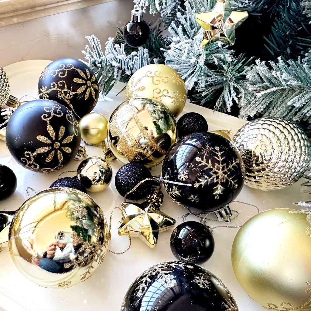 Christmas Tree Ornaments: Painted Irregular Paper Box Set of Colored Balls