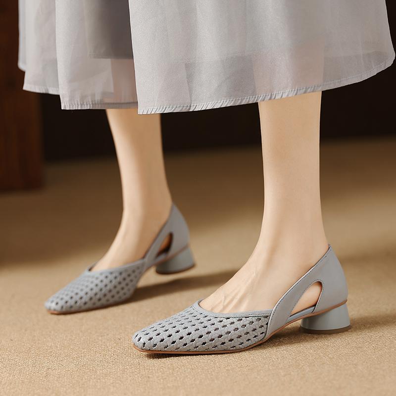 Mode 2025 NEU Sommer Damen Sandalen Stoffschuhe für Damen Runde Zehenpartie Klobiger Absatz Schuhe Zehenbedeckt Slingback-Sandalen Ausgeschnittene Schuhe