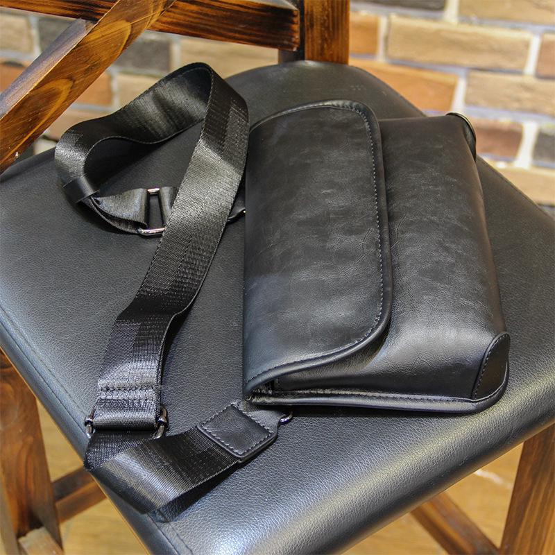 Men's Trendy Casual Shoulder Bag - New 2021 Fashionable Messenger Square Bag for Students.