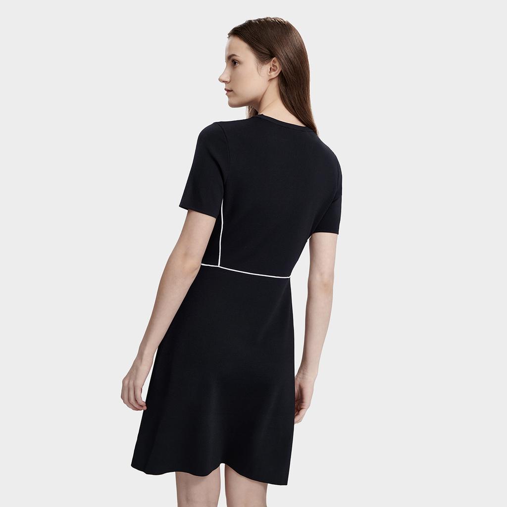 FILA Logo Solid Color Round Neck Fashion Elegant Waist Slimming Simple Short Sleeve Dress Women dresses Legendary-Blue F11W321312FNV